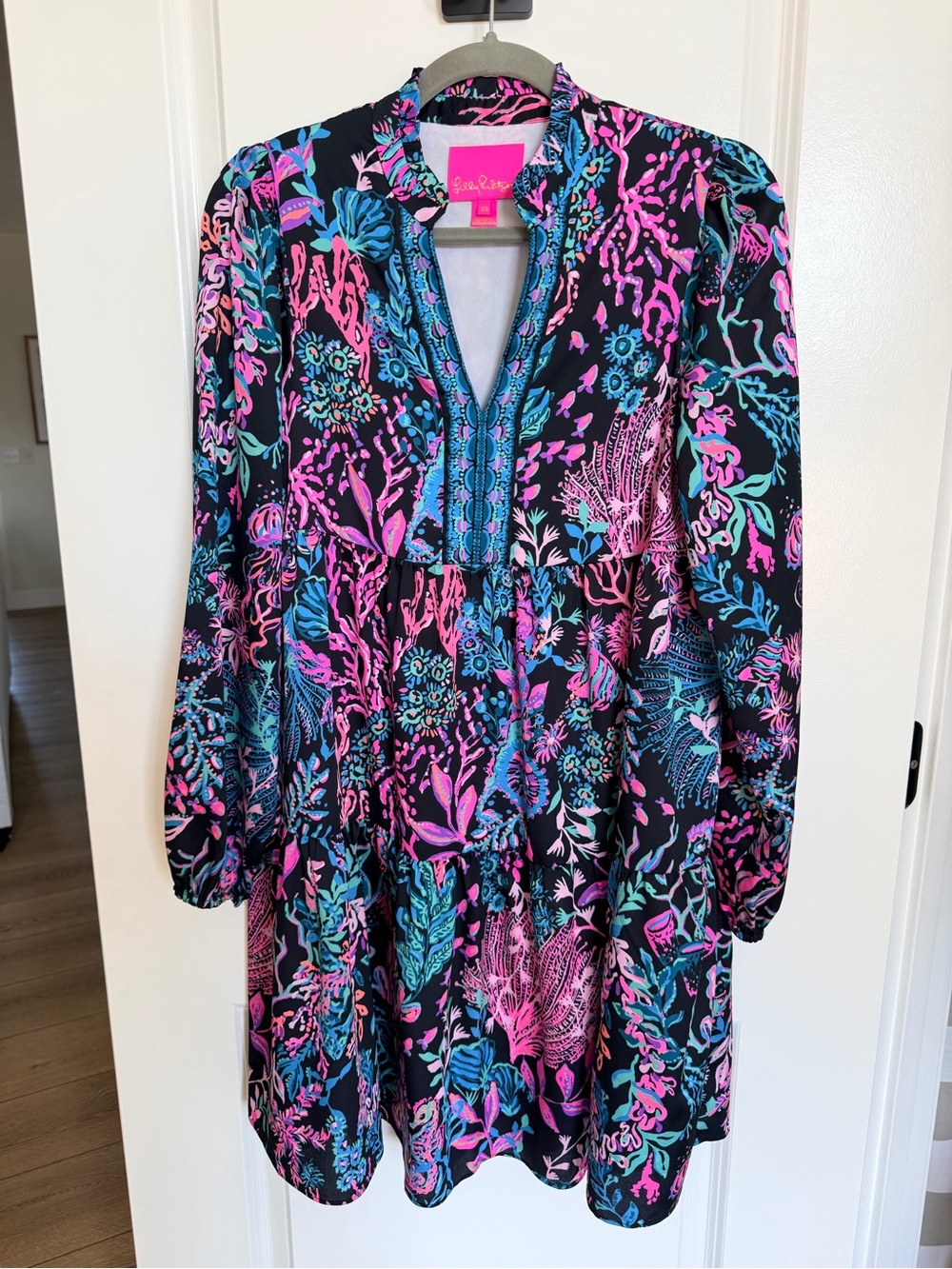 Lilly Pulitzer Black Reef Print Tiered Dress - Size XS